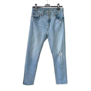 LEVI’s 501 Women’s Light Blue Distressed Jeans 28